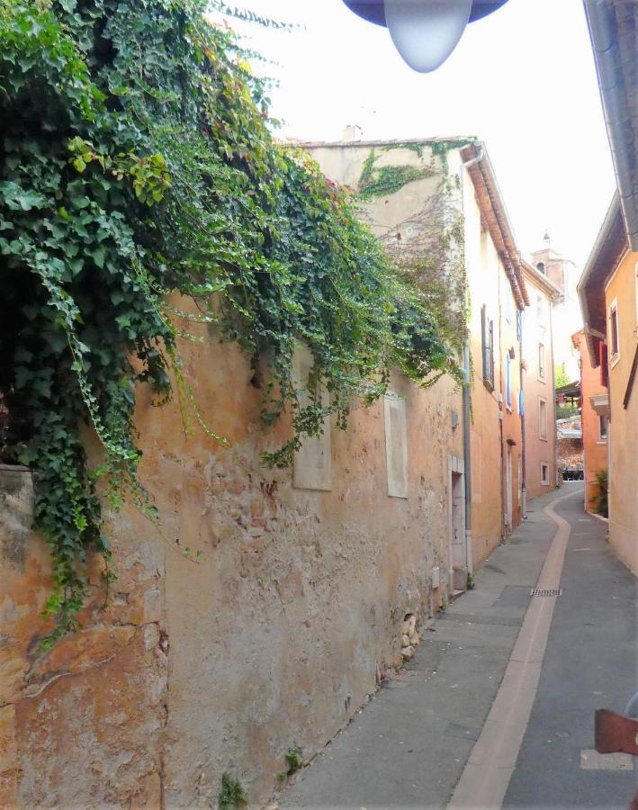 La Cachette village Roussillon en Isere Buitenkant foto